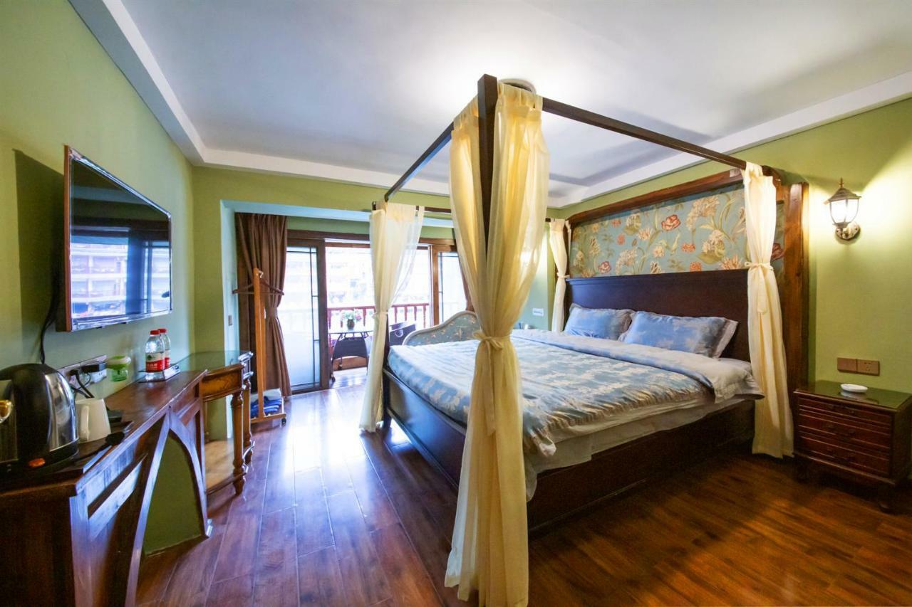 Flower Time Inn Fenghuang Zewnętrze zdjęcie