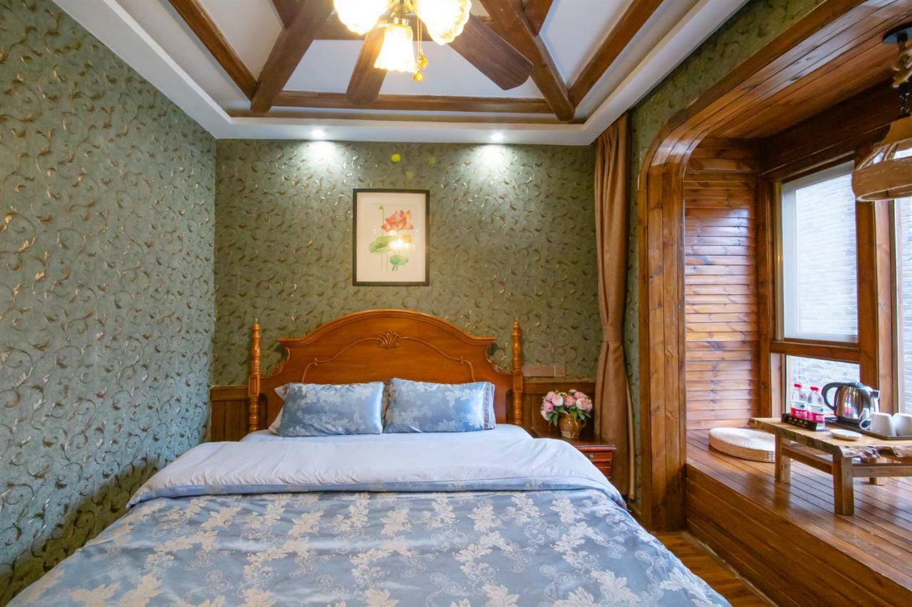 Flower Time Inn Fenghuang Zewnętrze zdjęcie